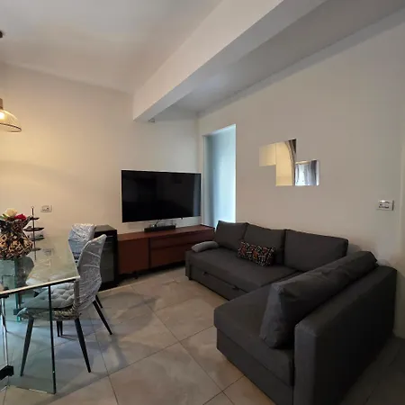 Amoramo House * La Spezia